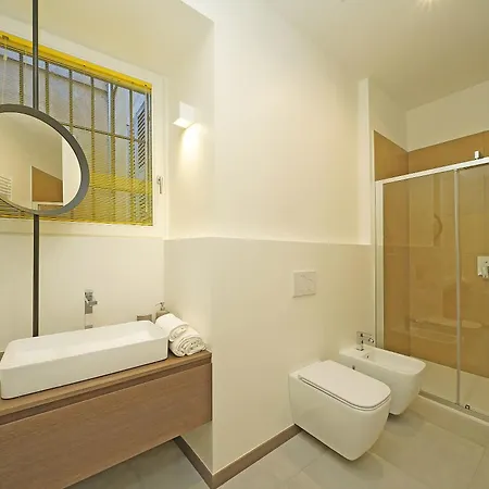 Gemhouse Ambra Garda