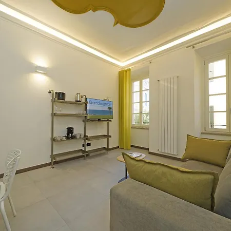 Gemhouse Ambra Garda Lejlighed