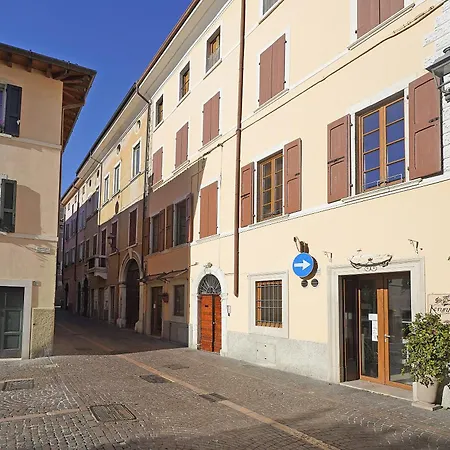 Gemhouse Ambra Garda Gargnano